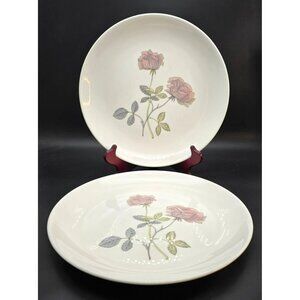 Wedgwood Flame Rose Dinner Plates Bone China Made In England Set of 2 VL4054
